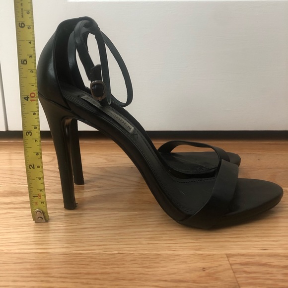 Steve Madden black thin strap heel - Picture 2 of 4
